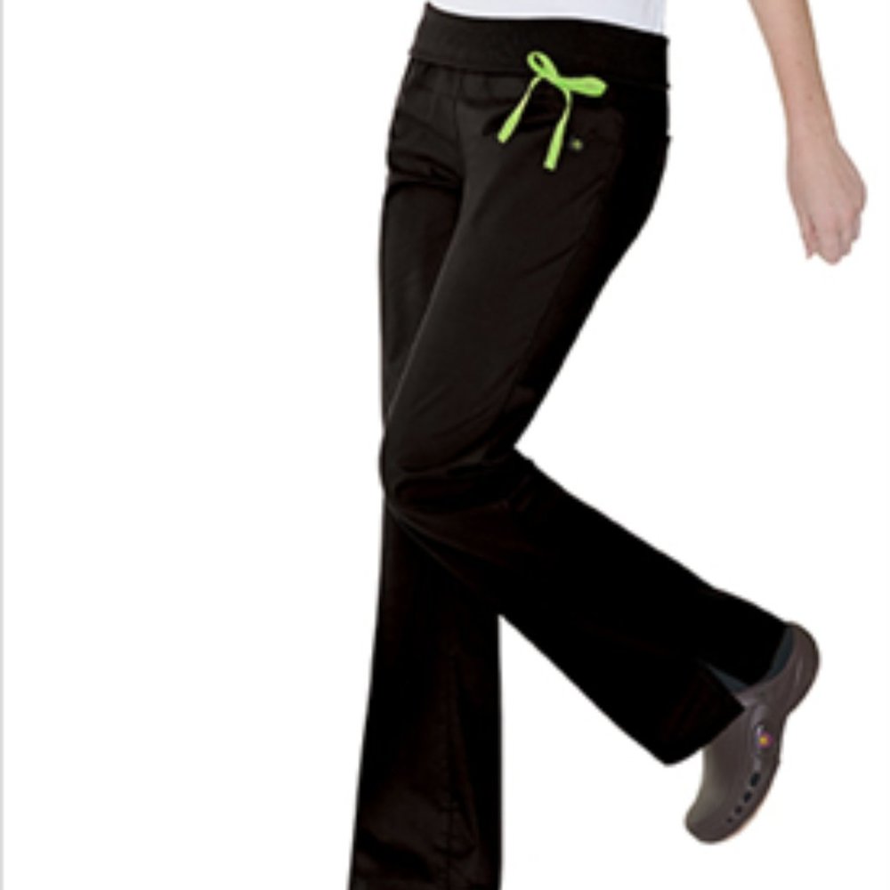 Urbane Women's Black Knit Waistband Pant